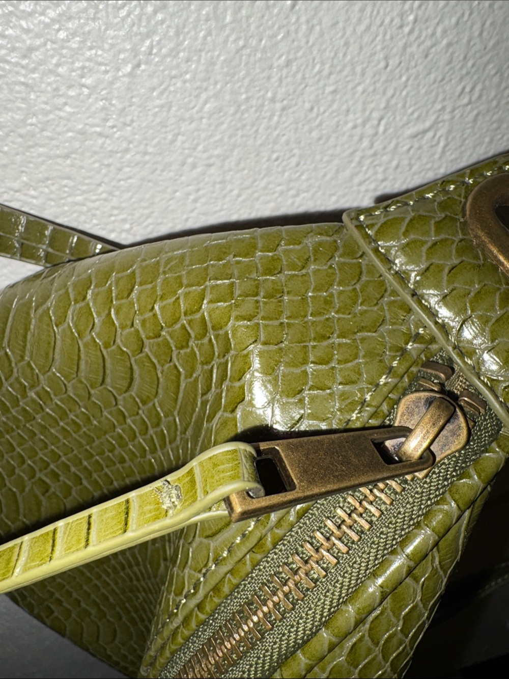 The Drop Olive Green Preston belt bag or Crossbody bag - Picture 5 of 12